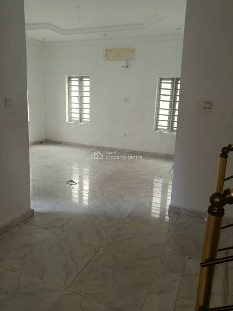 Neatly Used and Spacious 4 Bedroom Fully Detached Duplex with Bq, Ologolo, Lekki, Lagos, Commercial Property for Sale
