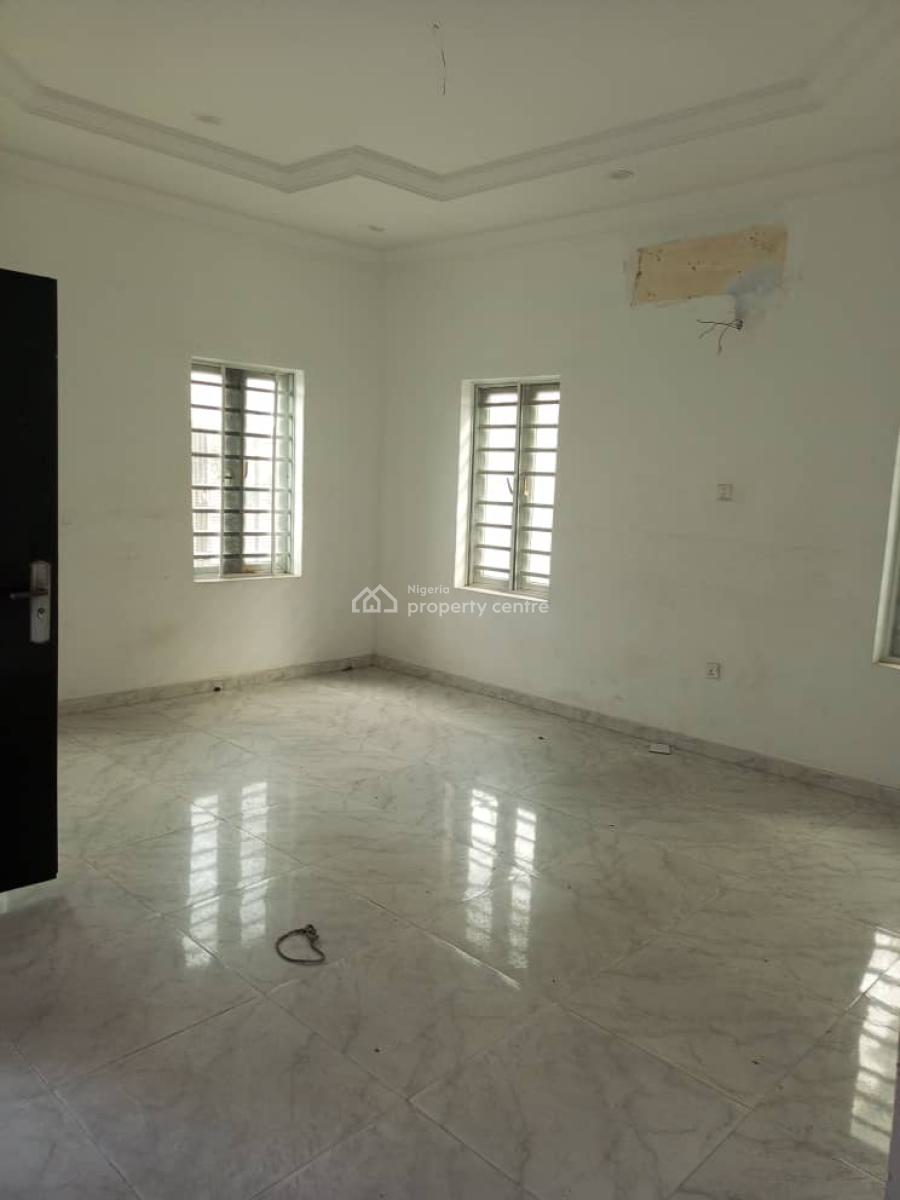 Neatly Used and Spacious 4 Bedroom Fully Detached Duplex with Bq, Ologolo, Lekki, Lagos, Commercial Property for Sale