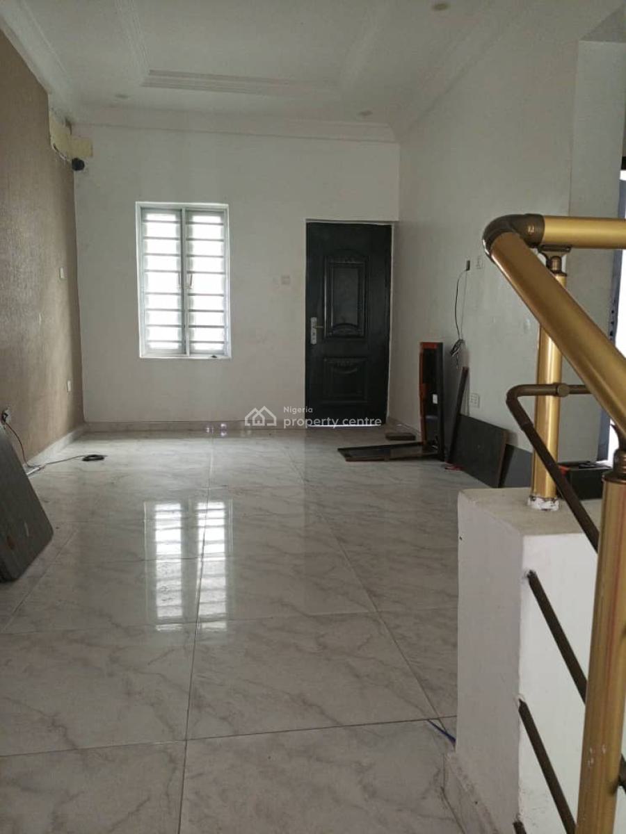 Neatly Used and Spacious 4 Bedroom Fully Detached Duplex with Bq, Ologolo, Lekki, Lagos, Commercial Property for Sale