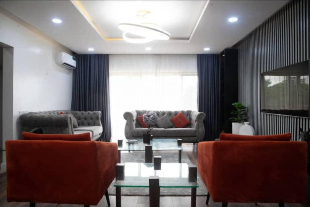 a Nice Furnished 3 Bedroom, Club Road, Old Ikoyi, Ikoyi, Lagos, Flat / Apartment for Rent