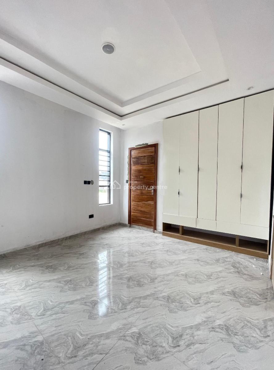 Elegant 2 Bedroom Apartment Fully Serviced with an Elevator, Pool,gym, Ikota, Lekki, Lagos, Flat / Apartment for Sale