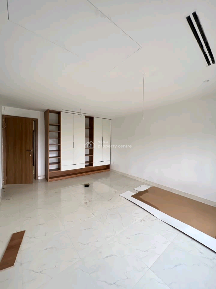 Property Description: 4 Bedroom Terrace with a Family Lounge & Without, Gwarinpa, Abuja, House for Sale