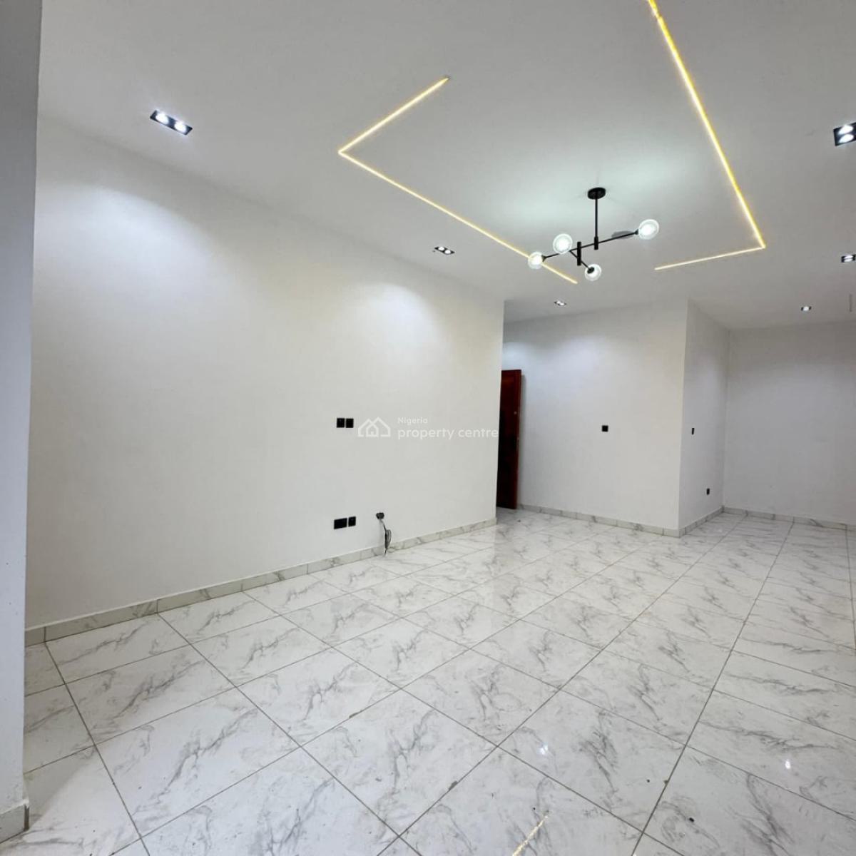 2-bedroom Apartment, Ologolo, Lekki, Lagos, Flat / Apartment for Sale