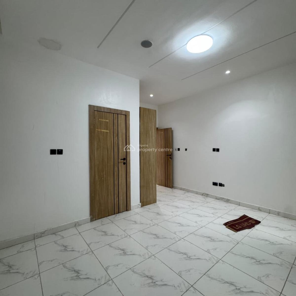 2-bedroom Apartment, Ologolo, Lekki, Lagos, Flat / Apartment for Sale