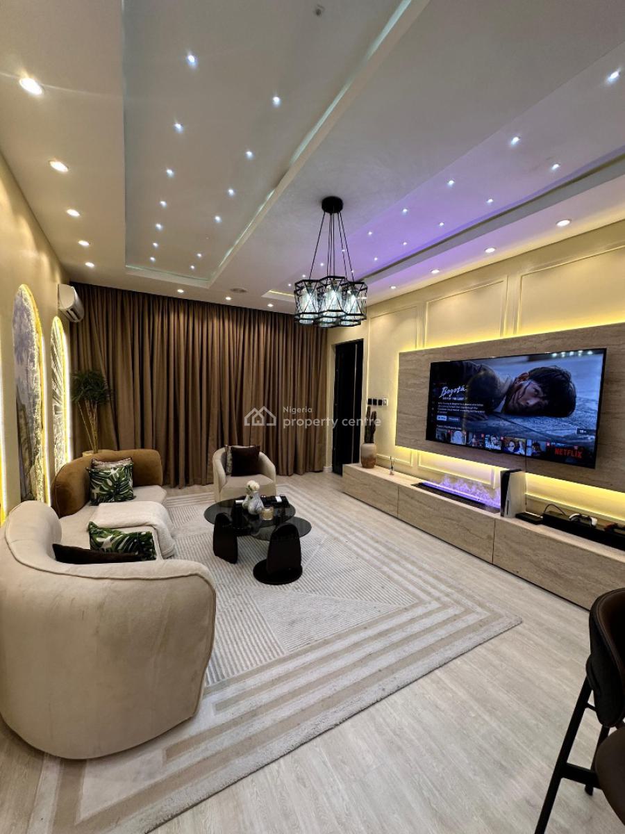 Beautiful 1bedroom Penthouse with Bathtub , Ps4, Private Spacious Co, Lekki Phase 1, Lekki, Lagos, Flat / Apartment Short Let