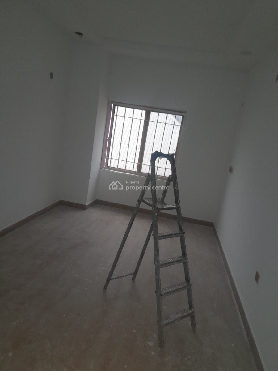 Standard Lovely 1bedrooms Pent House on a Tarred Road, Fo1 Layout, Kubwa, Abuja, Flat / Apartment for Rent