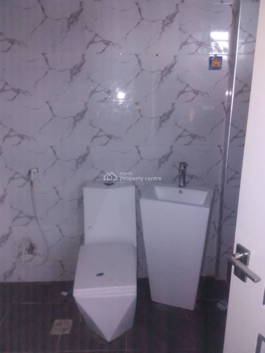 3 Bedroom Duplex, The Prestigious Lekki Palm City, Well Secured Estate, Ajah, Lagos, Terraced Duplex for Rent