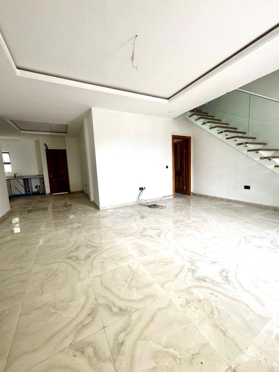 2 Bedrooms Maisonette, Lekki Phase 1, Lekki, Lagos, House for Sale