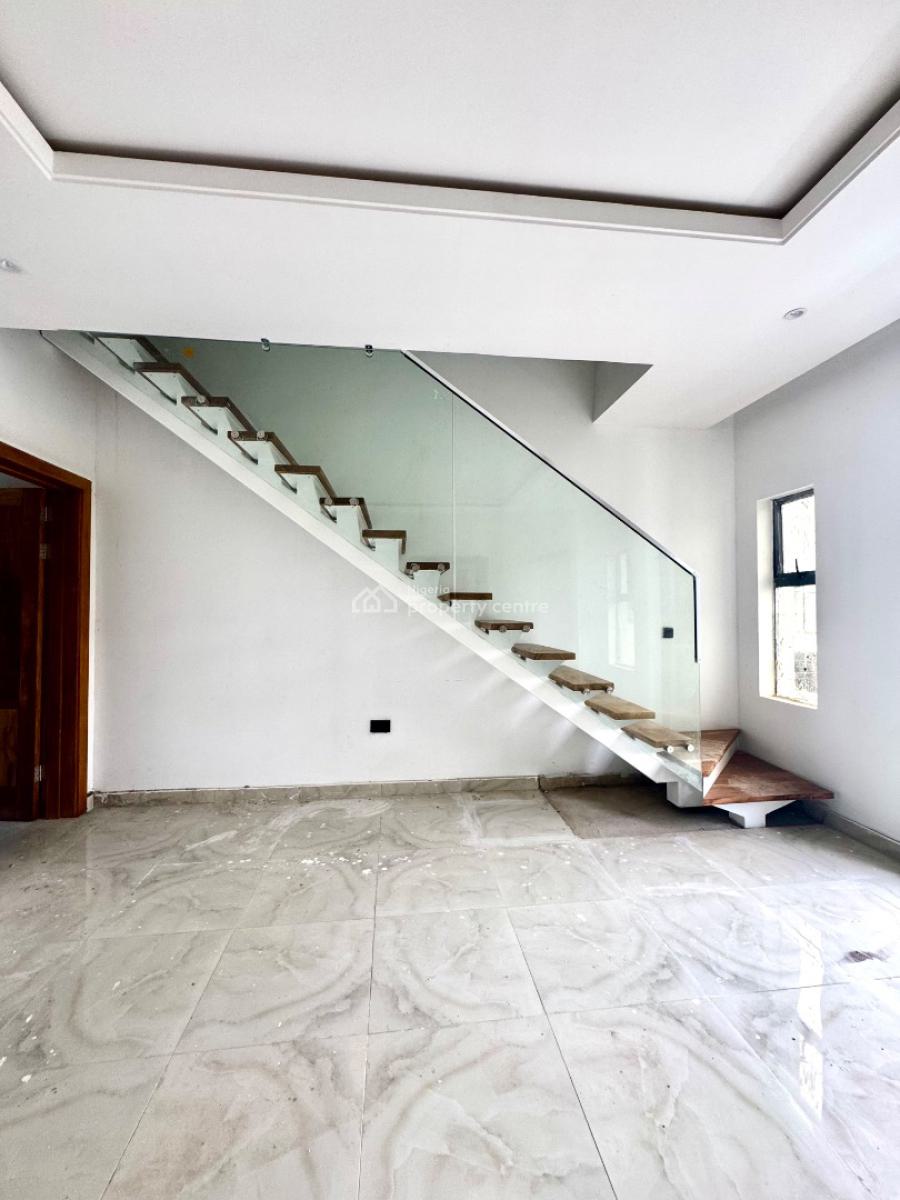 2 Bedrooms Maisonette, Lekki Phase 1, Lekki, Lagos, House for Sale