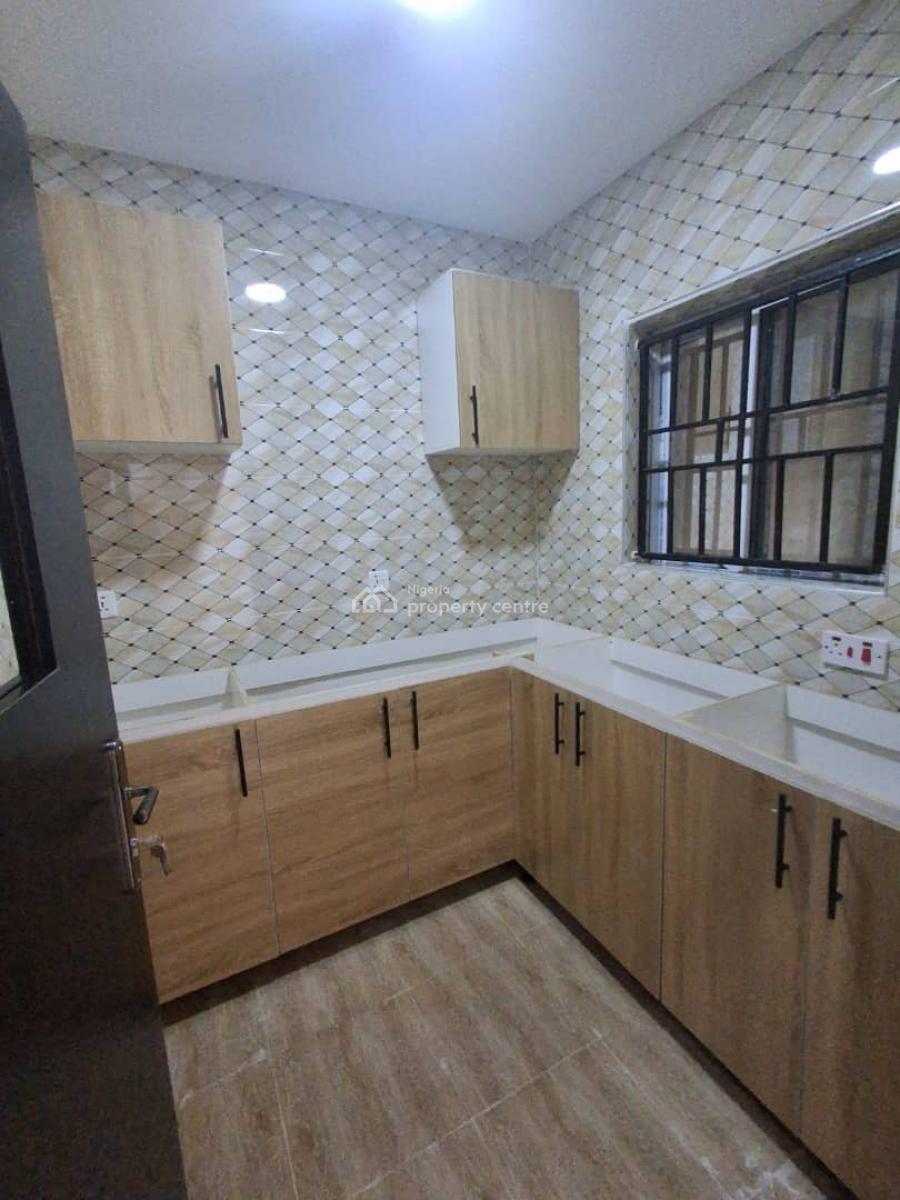 Newly Built 2 Bedroom Apartment All En-suite Available, Badore, Ajah, Lagos, Flat / Apartment for Rent
