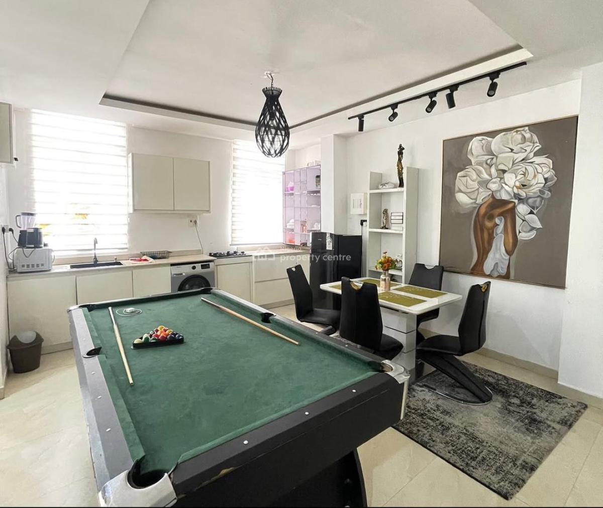 2-bedroom Apartment with Bq, Lekki Phase 1, Lekki, Lagos, Flat / Apartment for Sale