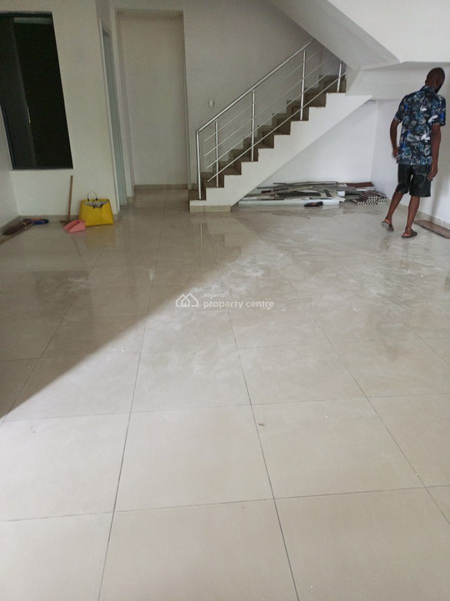 Residential 4 Bedroom Terrace with Pool Gym 24 Hours Light Secured Estate, Executive Estate, Ologolo, Lekki, Lagos, Terraced Duplex for Rent