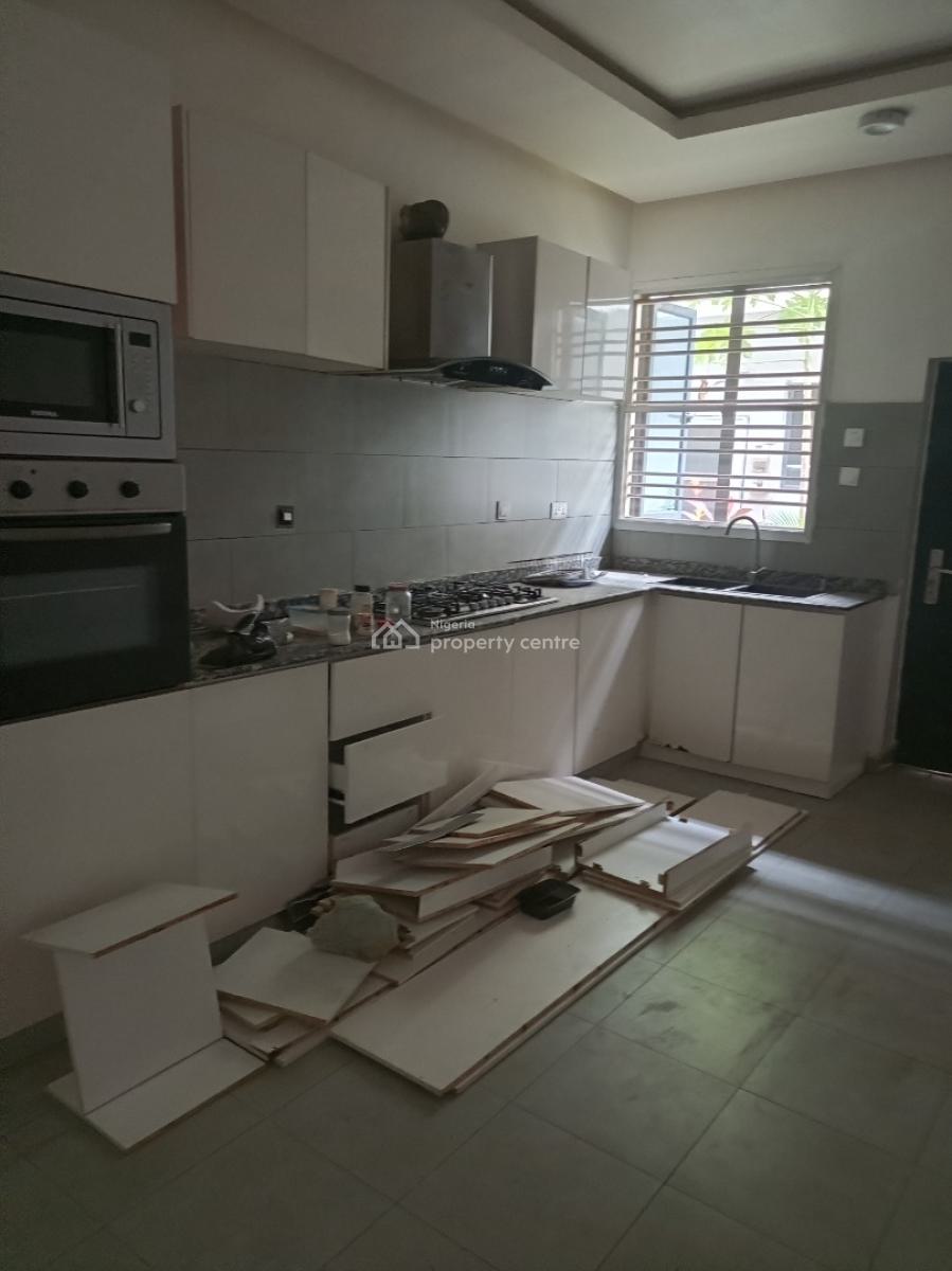 Residential 4 Bedroom Terrace with Pool Gym 24 Hours Light Secured Estate, Executive Estate, Ologolo, Lekki, Lagos, Terraced Duplex for Rent