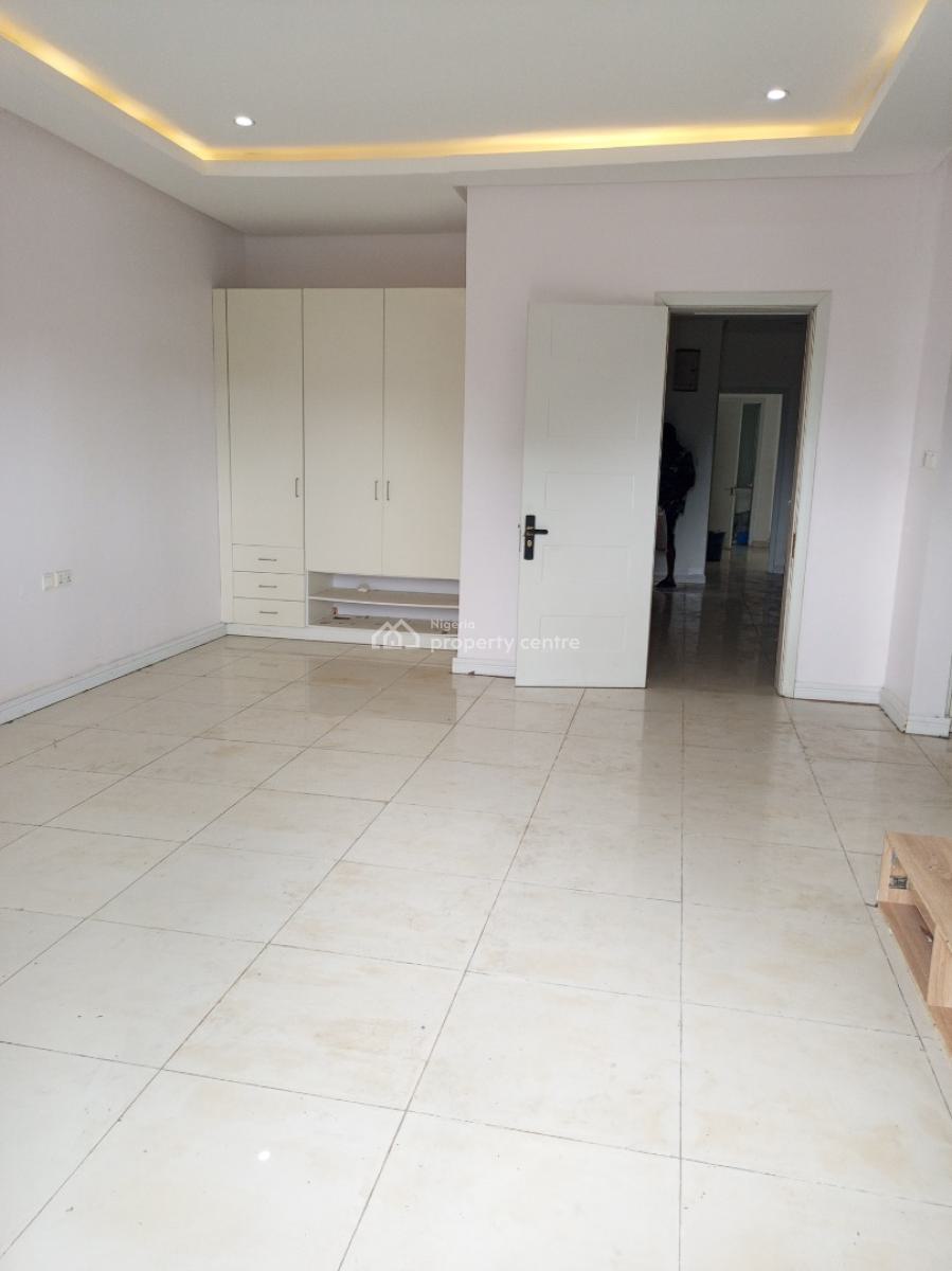 Residential 4 Bedroom Terrace with Pool Gym 24 Hours Light Secured Estate, Executive Estate, Ologolo, Lekki, Lagos, Terraced Duplex for Rent