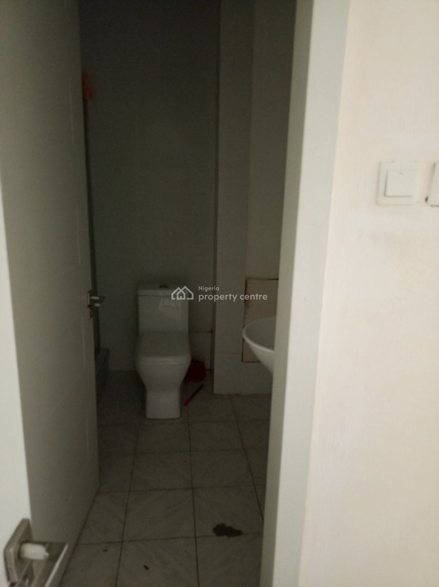 Residential 4 Bedroom Terrace with Pool Gym 24 Hours Light Secured Estate, Executive Estate, Ologolo, Lekki, Lagos, Terraced Duplex for Rent