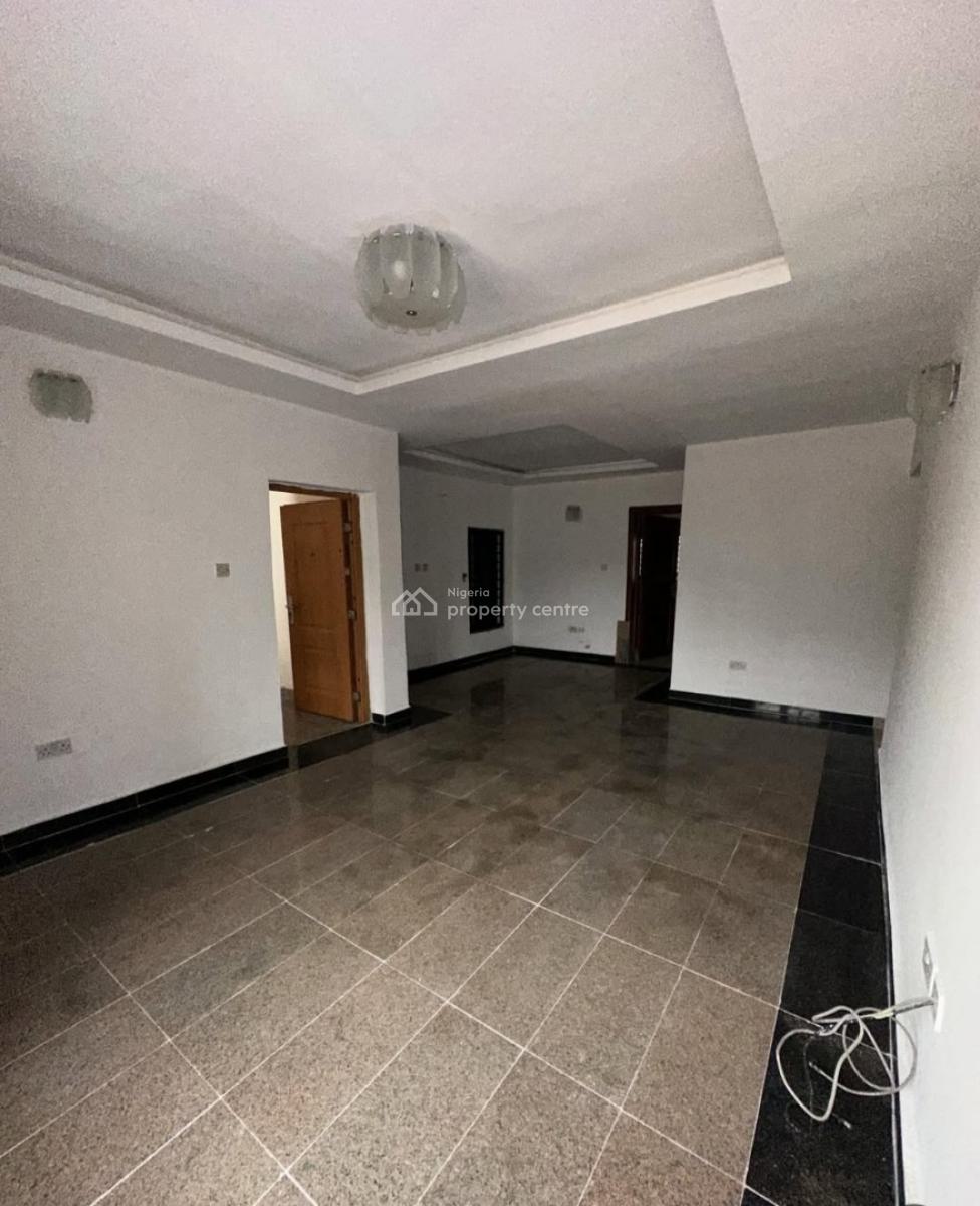 Self-serviced and Come with Your Own Generator 3 Bedroom En-suite Flat, Lekki Phase 1, Lekki, Lagos, Flat / Apartment for Rent