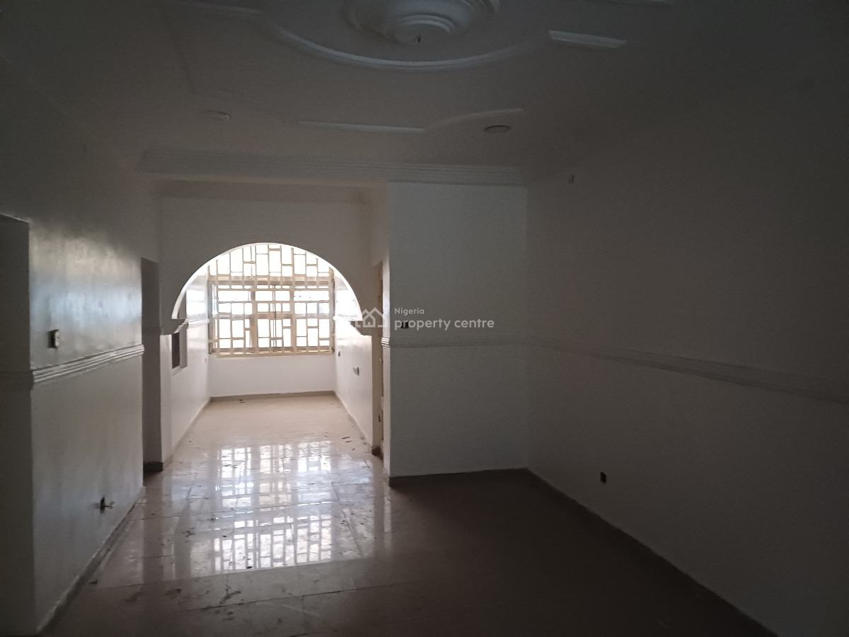 3 Bedroom Flat on The First Floor, Maitama District, Abuja, Flat / Apartment for Rent