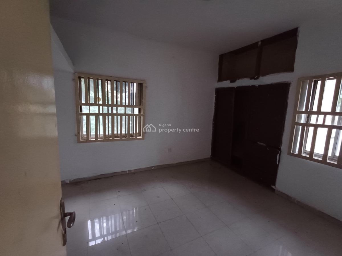 3 Bedroom Flat on The First Floor, Maitama District, Abuja, Flat / Apartment for Rent