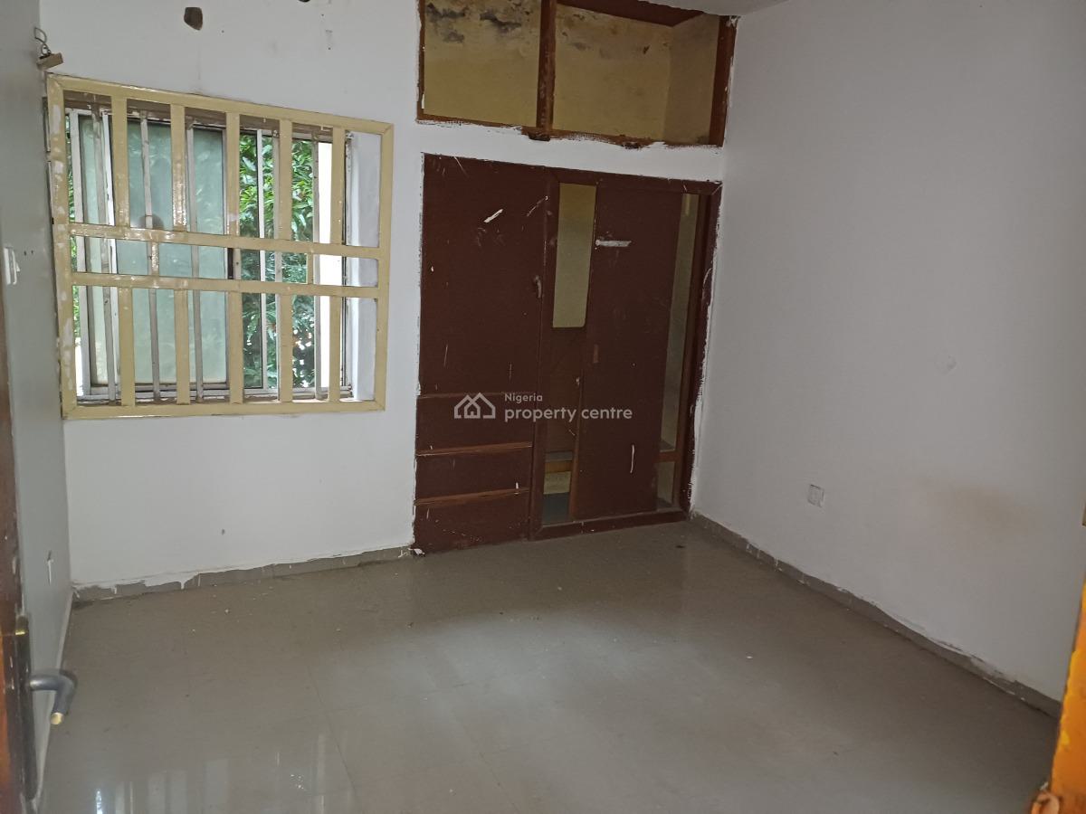 3 Bedroom Flat on The First Floor, Maitama District, Abuja, Flat / Apartment for Rent
