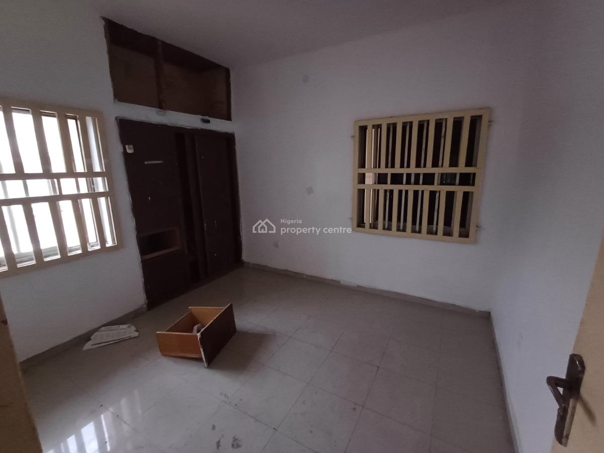 3 Bedroom Flat on The First Floor, Maitama District, Abuja, Flat / Apartment for Rent