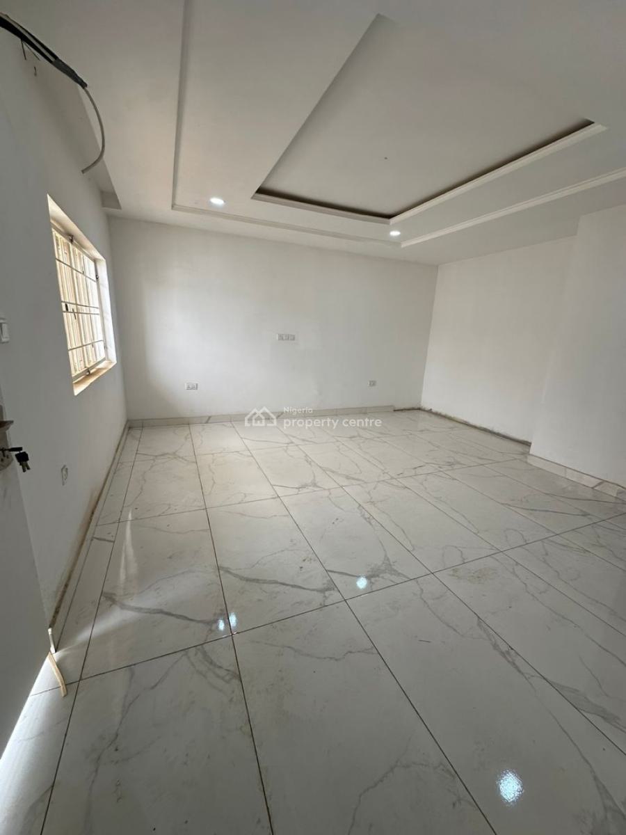 Luxurious 4 Bedrooms Terraces Duplex with Bq, Tarred Road, Serene Neighborhood. ,tarred Road, Jahi, Abuja, Terraced Duplex for Sale