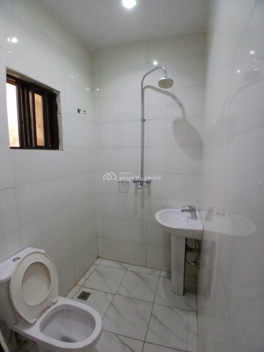 2 Bedroom Flat(used As Office Space), Wuye, Abuja, Flat / Apartment for Rent