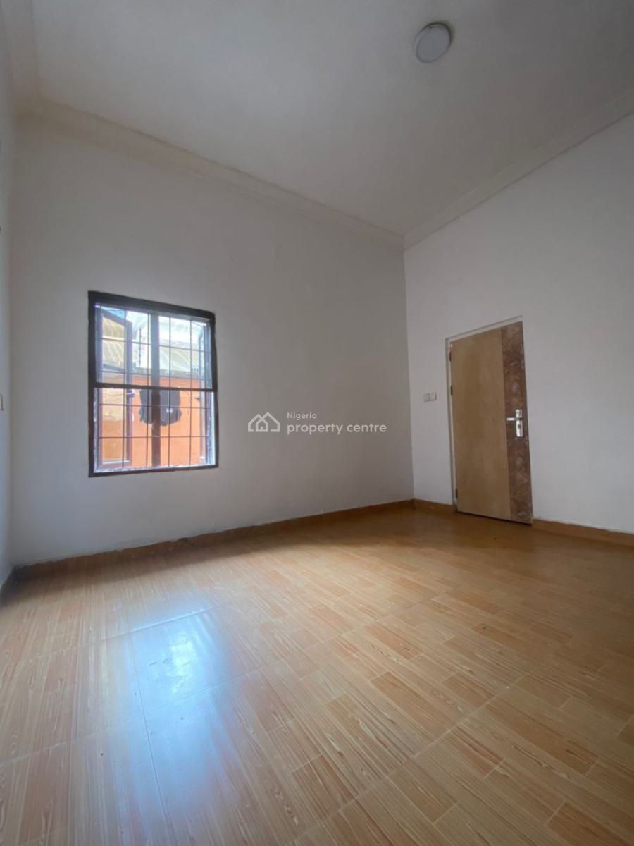 Spacious Single Room Shared Apartment, Ikate Lekki, Lekki, Lagos, House for Rent