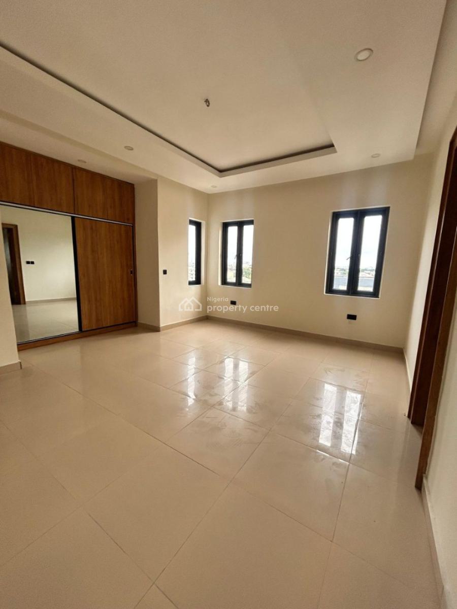 Multiple Units of Apartments -- 1 & 2 Bedrooms, Lekki Phase 1, Lekki, Lagos, Flat / Apartment for Rent