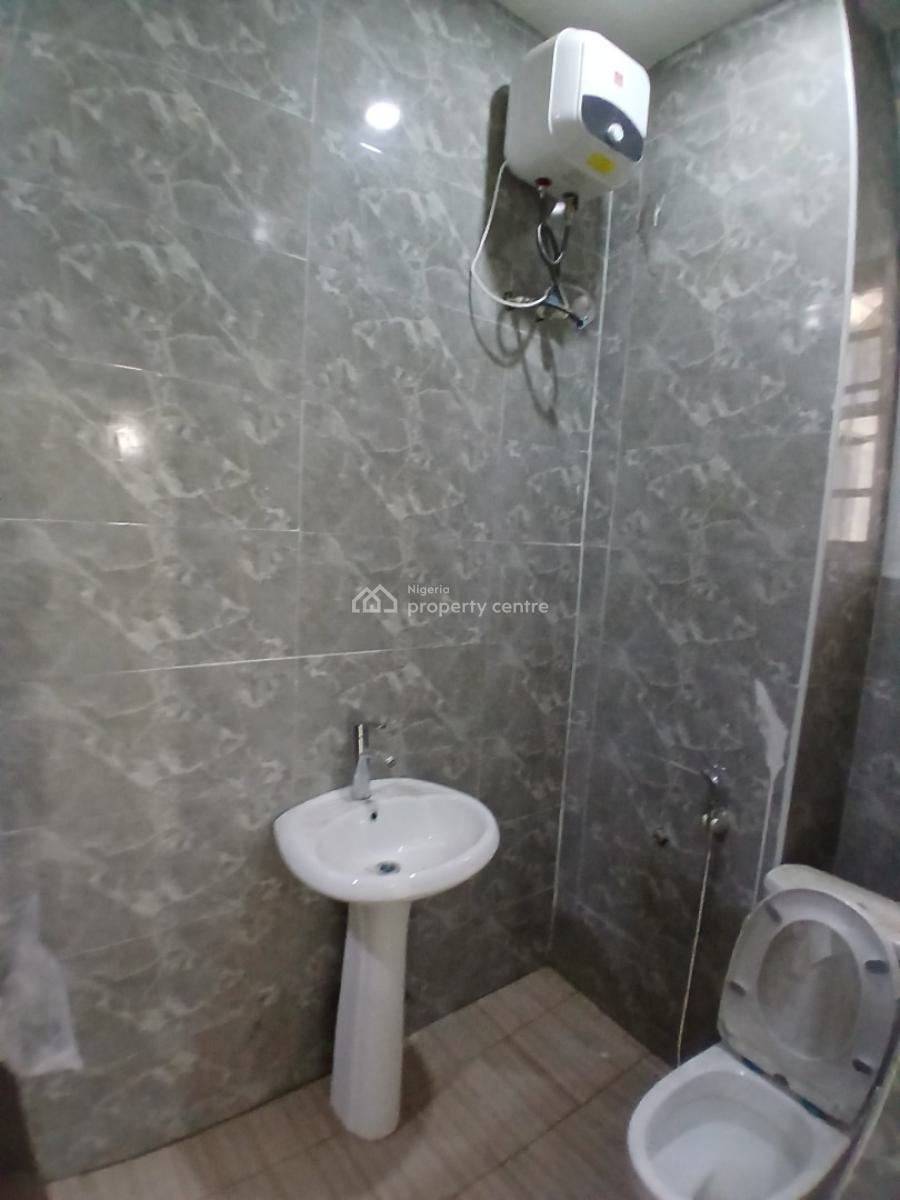 Newly Built 3 Bedroom Flat, Wuye, Abuja, Flat / Apartment for Rent
