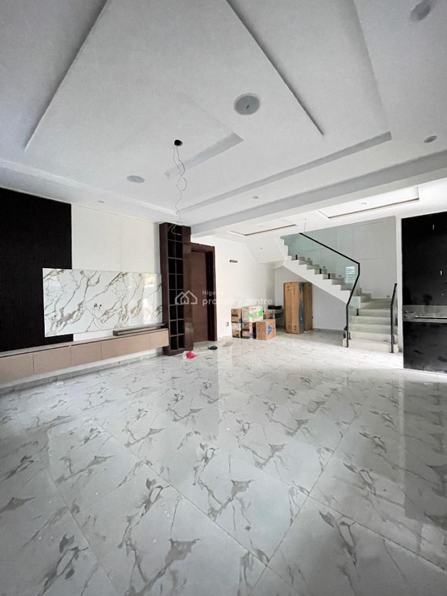 Very Spacious 4 Bedroom Terrace Duplex with Bq., Surulere, Surulere, Lagos, Terraced Duplex for Sale