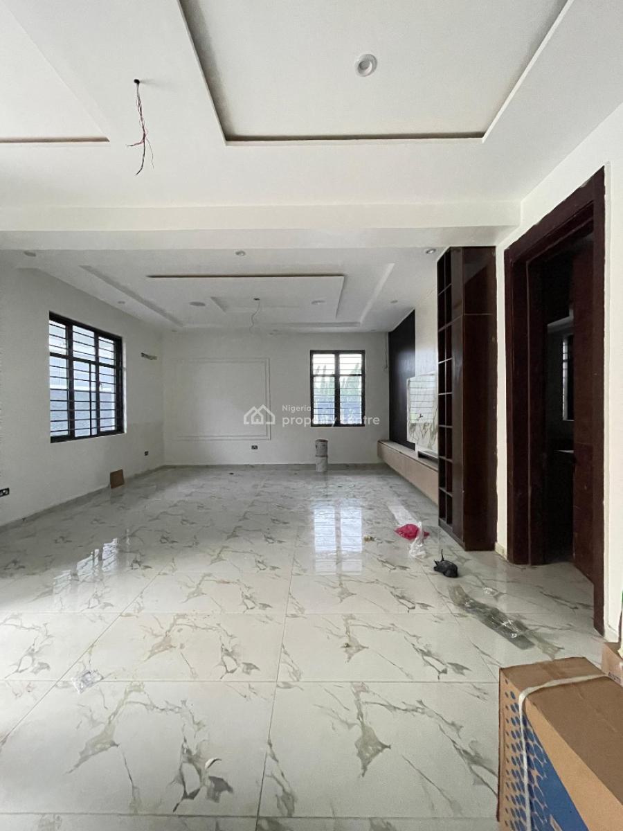 Very Spacious 4 Bedroom Terrace Duplex with Bq., Surulere, Surulere, Lagos, Terraced Duplex for Sale
