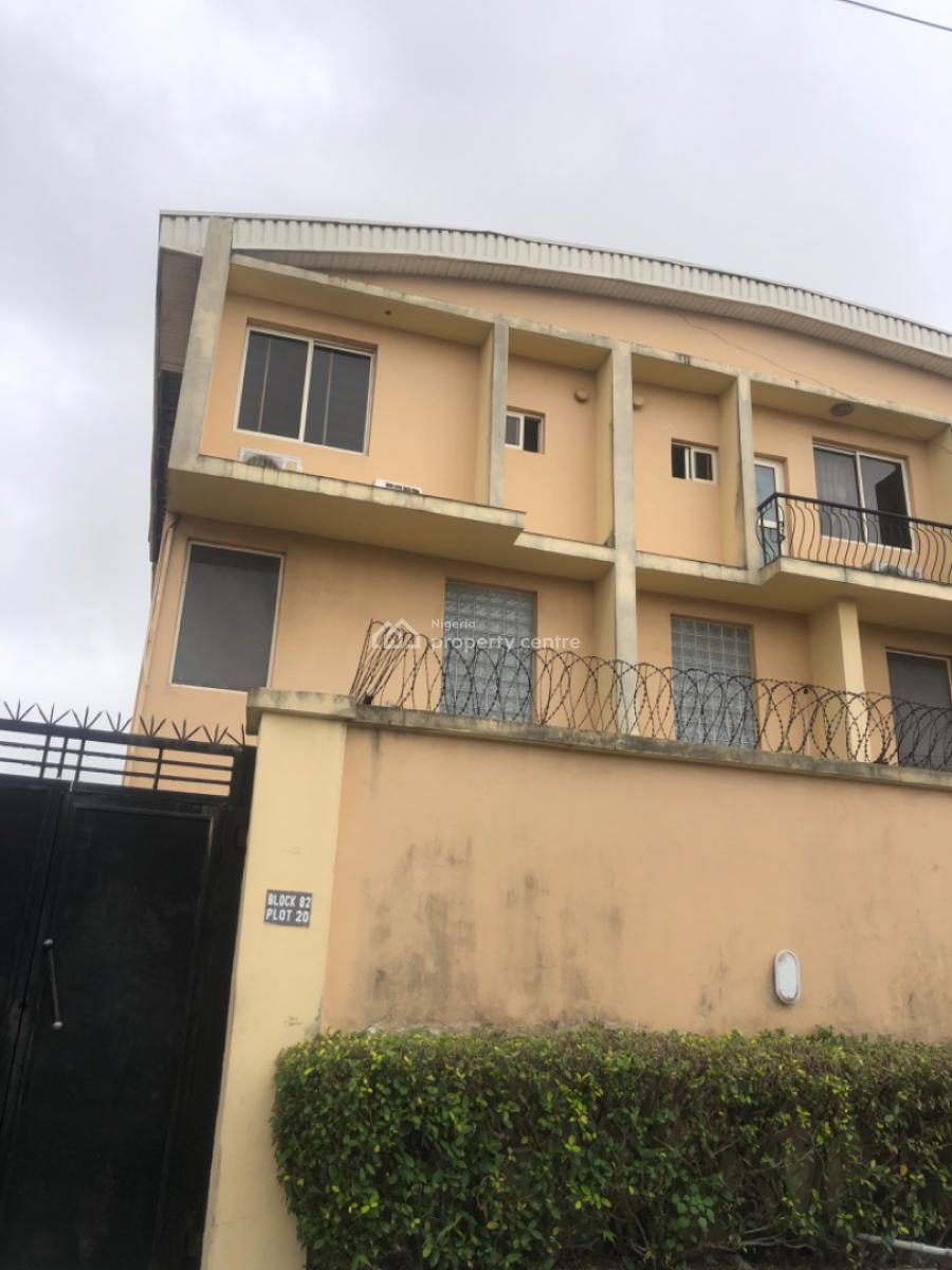 3bedroom Flat Apartment, Lekki, Lekki Phase 1, Lekki, Lagos, Flat / Apartment for Sale