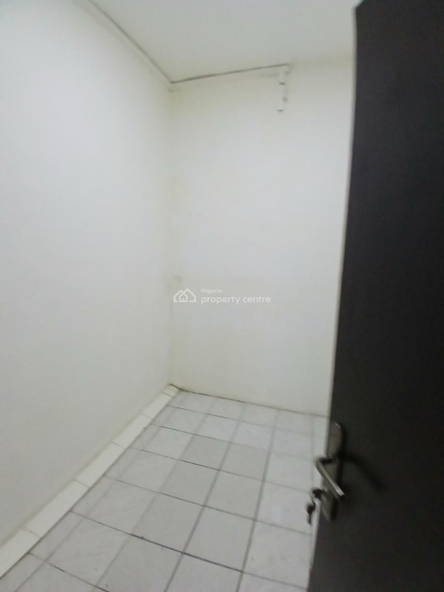 3 Bedroom Flat( Used As Office Space), Wuye, Abuja, Flat / Apartment for Rent