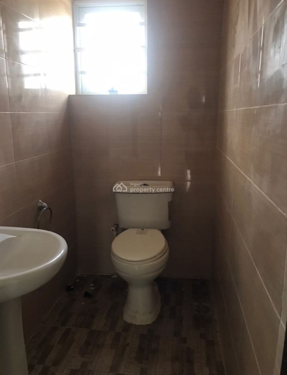 Standard 3 Bedroom Apartment, Phase 2, Oribanwa, Ibeju Lekki, Lagos, Flat / Apartment for Rent