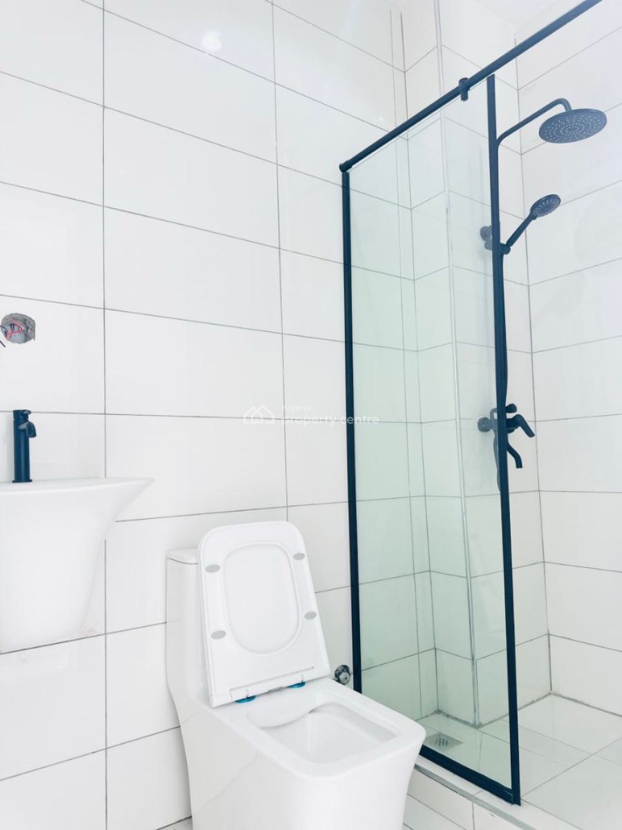 Well Built 2 Bedroom Apartment with Gym and Swimming Pool, Oniru, Victoria Island (vi), Lagos, Flat / Apartment for Sale