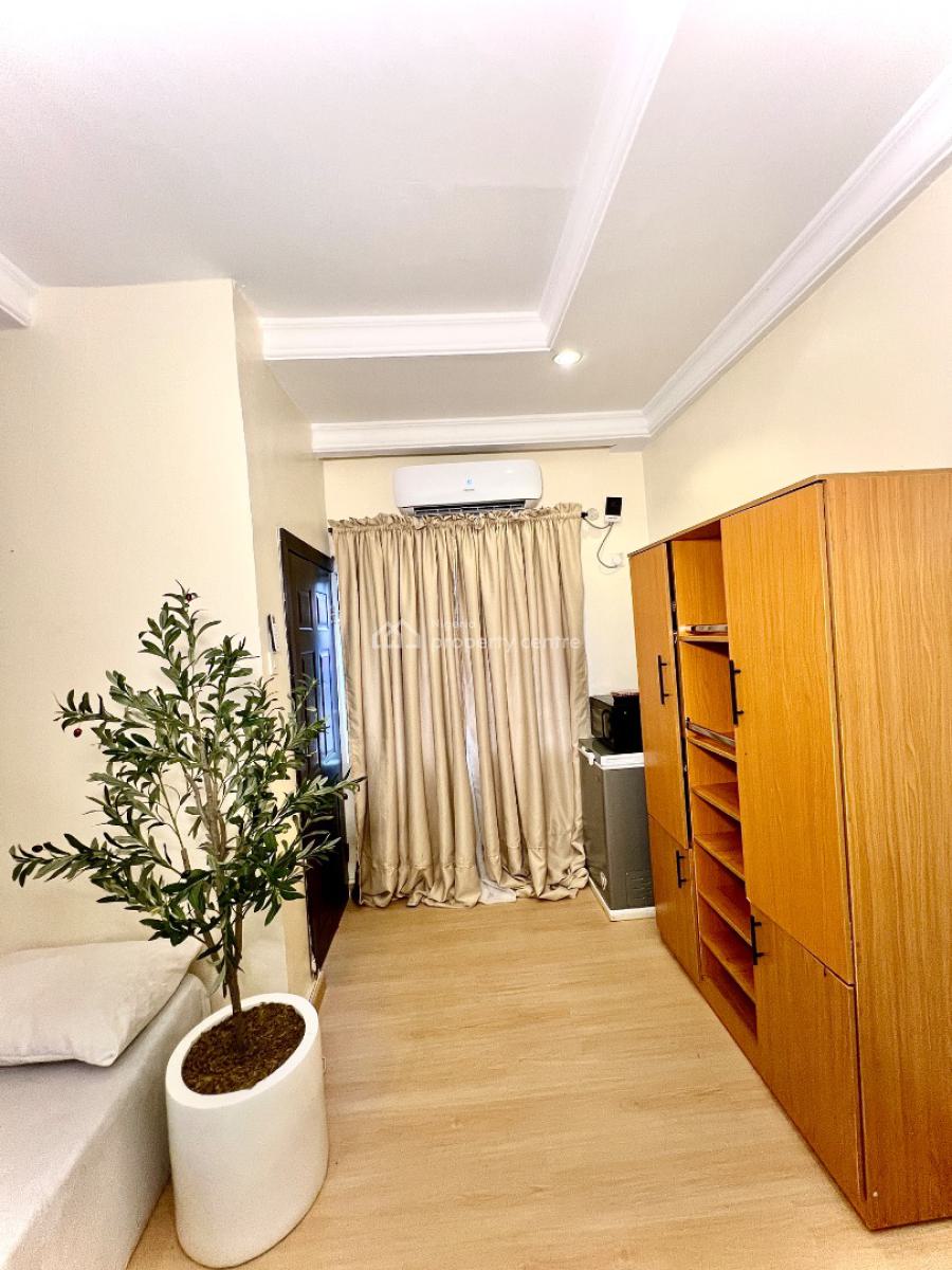 Bright & Furnished Self-contain, Victoria Island (vi), Lagos, Self Contain (single Rooms) Short Let