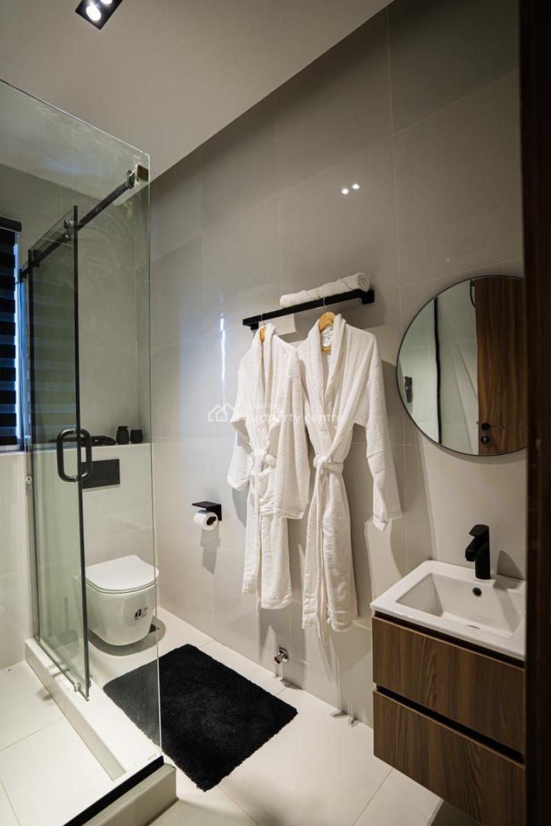 2 Bedroom Premium Apartment, Lekki Phase 1, Lekki, Lagos, Flat / Apartment Short Let