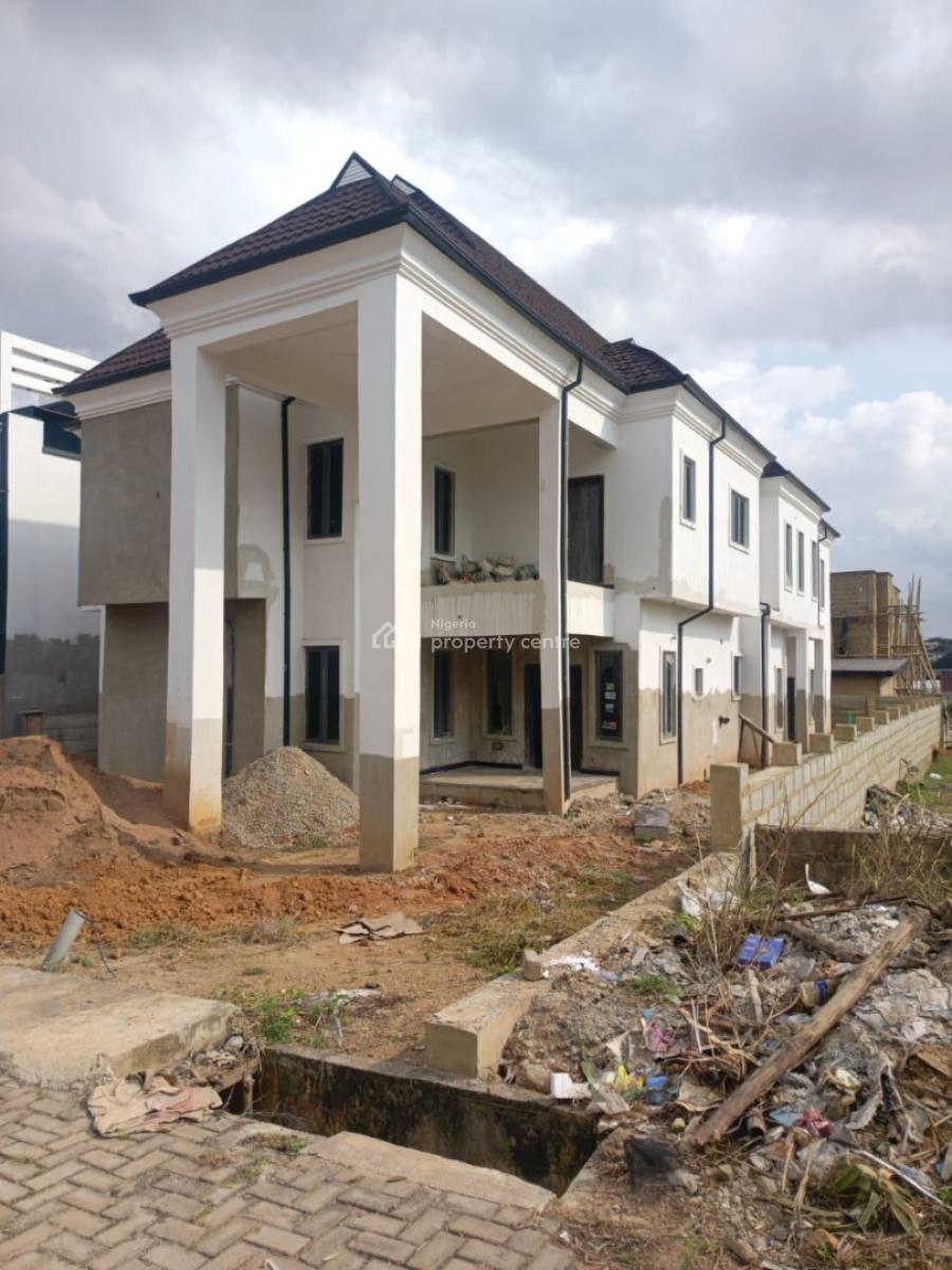 4 Bedroom Fully Detached Duplex with a Room Self Contained Bq, Engineer Lere Adigun Gra Next to Bcos, Bashorun, Ibadan, Oyo, Detached Duplex for Sale
