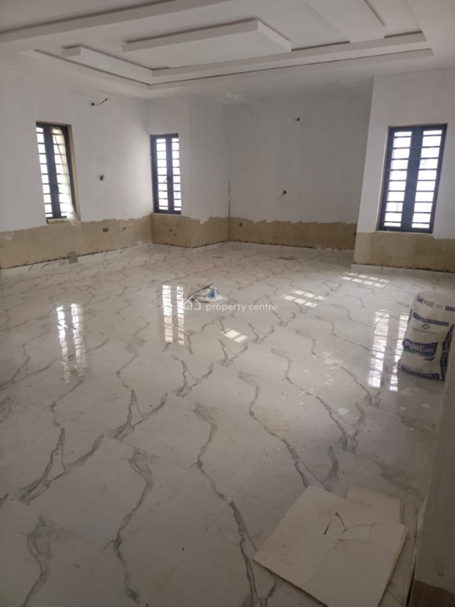 4 Bedroom Fully Detached Duplex with a Room Self Contained Bq, Engineer Lere Adigun Gra Next to Bcos, Bashorun, Ibadan, Oyo, Detached Duplex for Sale
