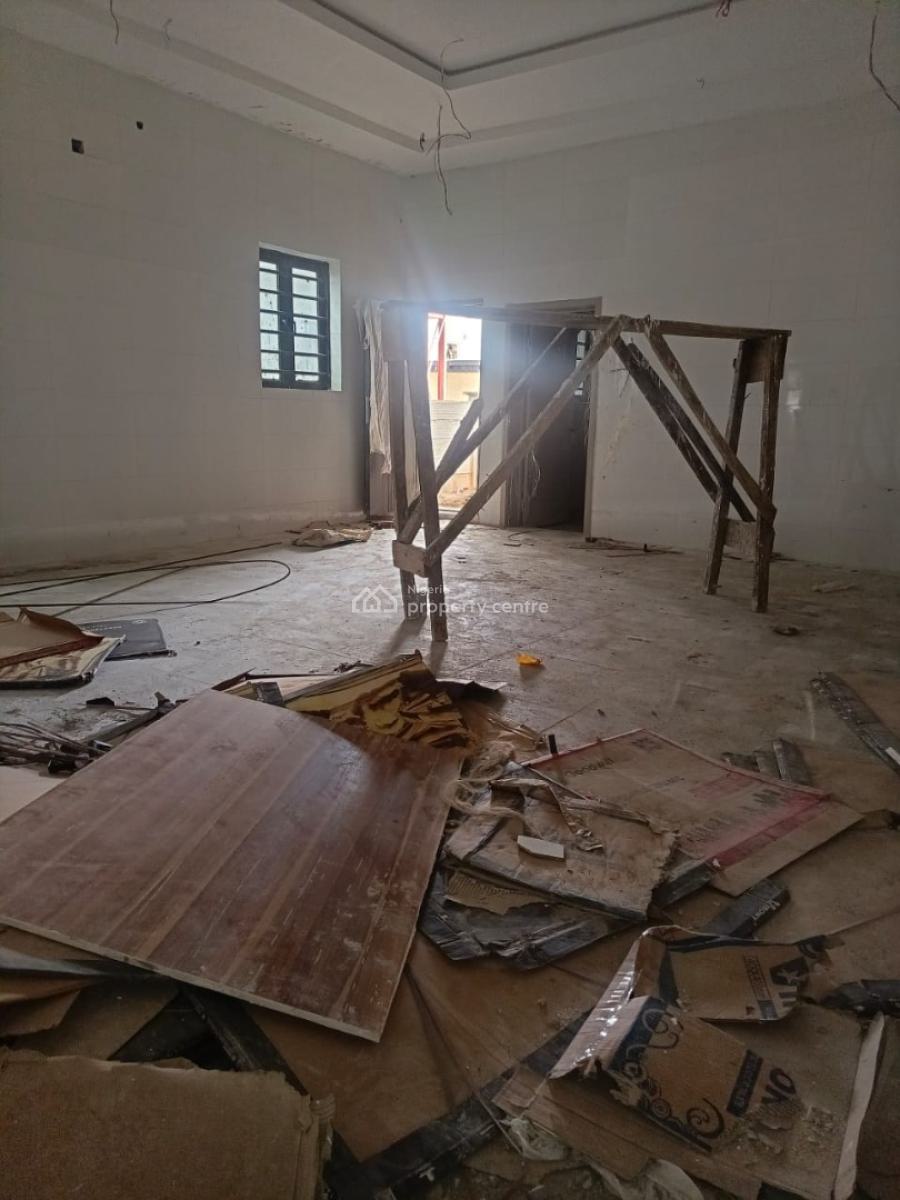 4 Bedroom Fully Detached Duplex with a Room Self Contained Bq, Engineer Lere Adigun Gra Next to Bcos, Bashorun, Ibadan, Oyo, Detached Duplex for Sale