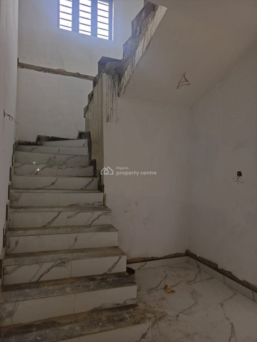4 Bedroom Fully Detached Duplex with a Room Self Contained Bq, Engineer Lere Adigun Gra Next to Bcos, Bashorun, Ibadan, Oyo, Detached Duplex for Sale