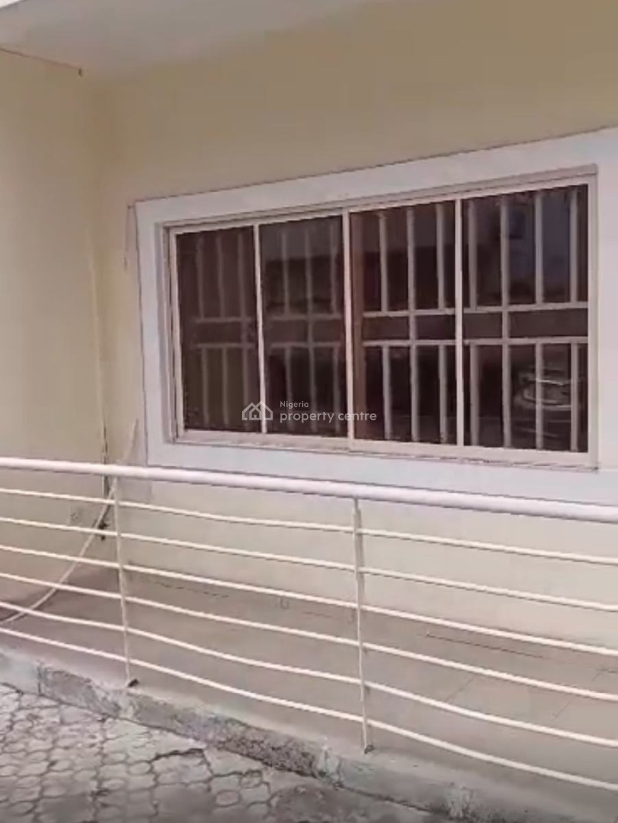 3 Bedroom Apartment, Off Admiralty Way, Lekki Phase 1, Lekki, Lagos, Flat / Apartment for Rent