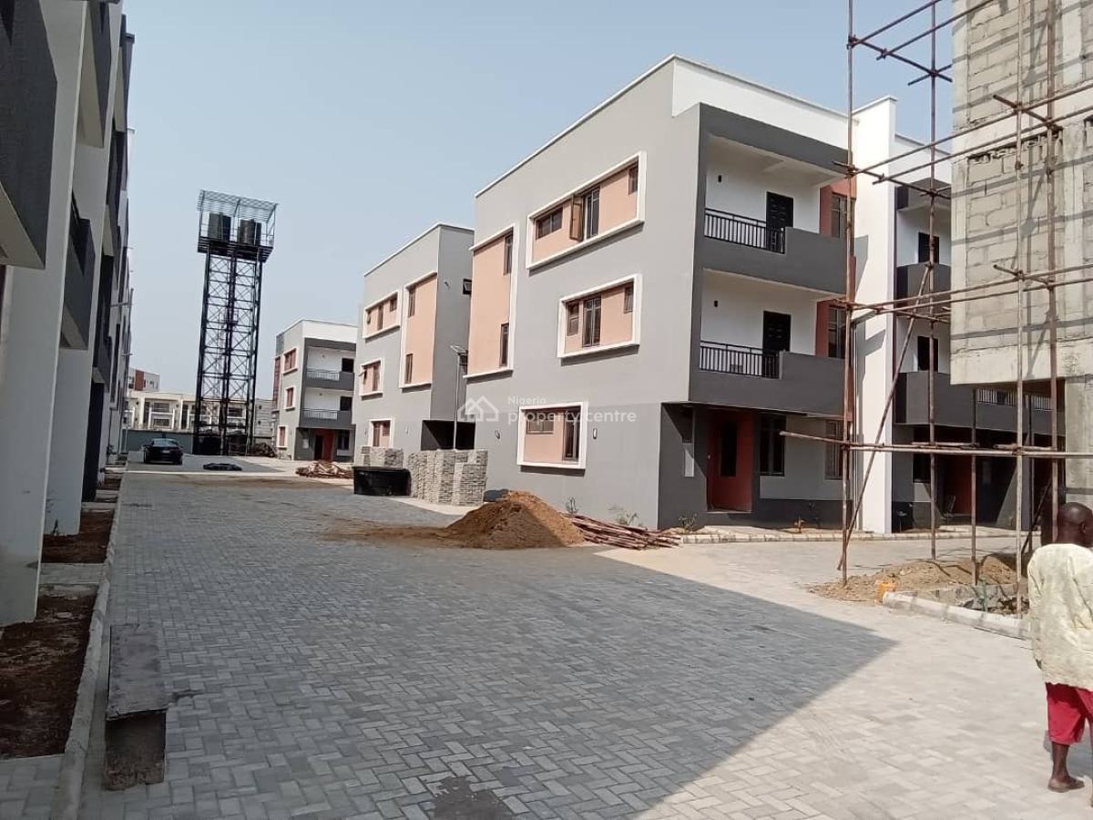Luxurious 4 Bedrooms Apartment, Osapa, Lekki, Lagos, Flat / Apartment for Sale