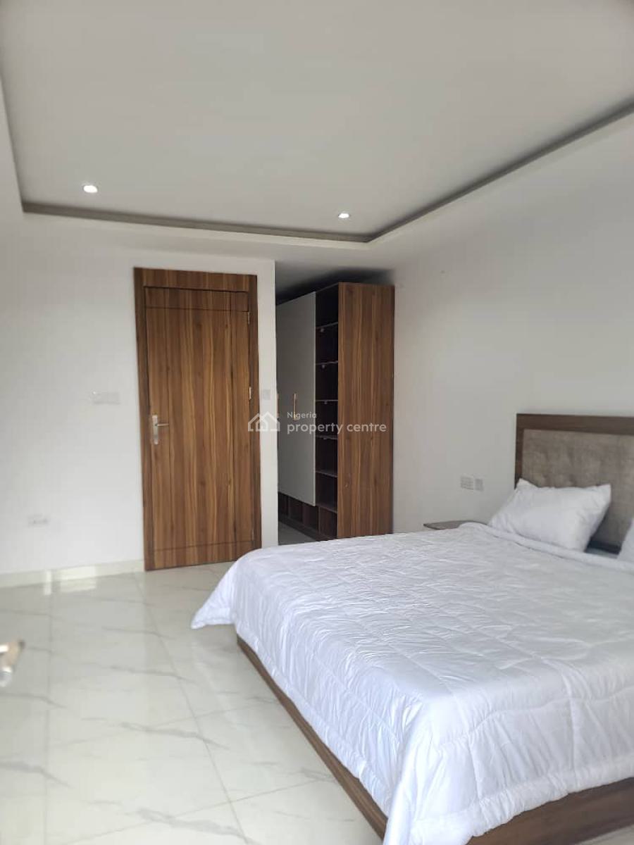 Luxurious 4 Bedrooms Apartment, Osapa, Lekki, Lagos, Flat / Apartment for Sale