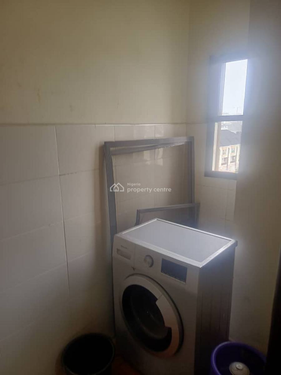 3 Bedroom Apartmentwith a Room Bq, Off Odeku, Victoria Island (vi), Lagos, Flat / Apartment for Rent