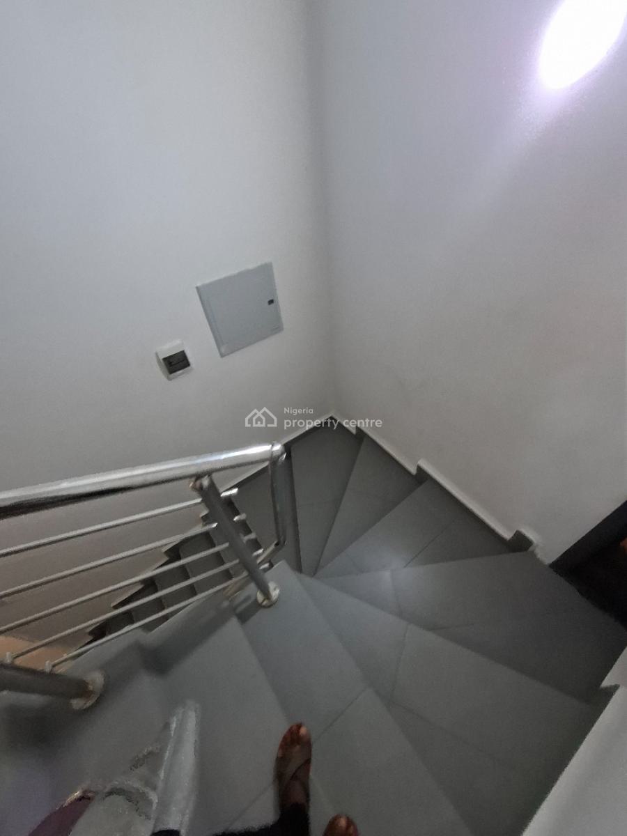 Luxury Furnished 4 Bedroom Terrace Duplex, Guzape District, Abuja, Terraced Duplex for Rent