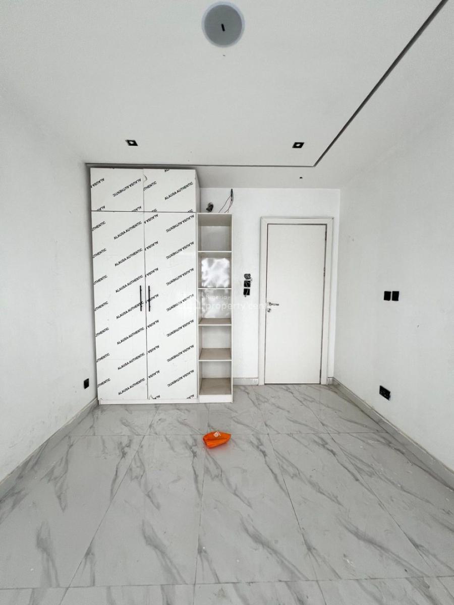 Luxurious  Apartments with Swimming Pool, Elevator & Gym, Lekki Phase 1, Lekki Phase 1, Lekki, Lagos, Flat / Apartment for Sale