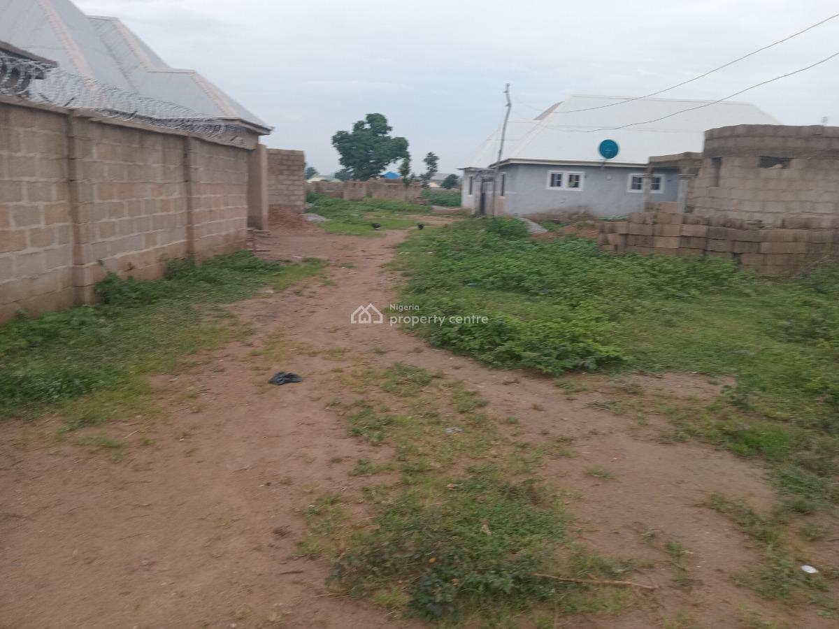 2 Bedroom  Terrace  Duplex, Allison Court, Dei-dei, Abuja, Land for Sale
