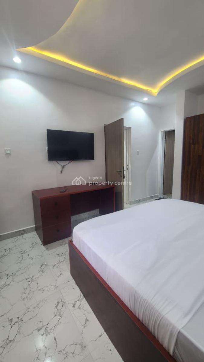 Furnished Mini Flat, Lekki Phase 1 Proper, Lekki Phase 1, Lekki, Lagos, Mini Flat (room and Parlour) for Rent