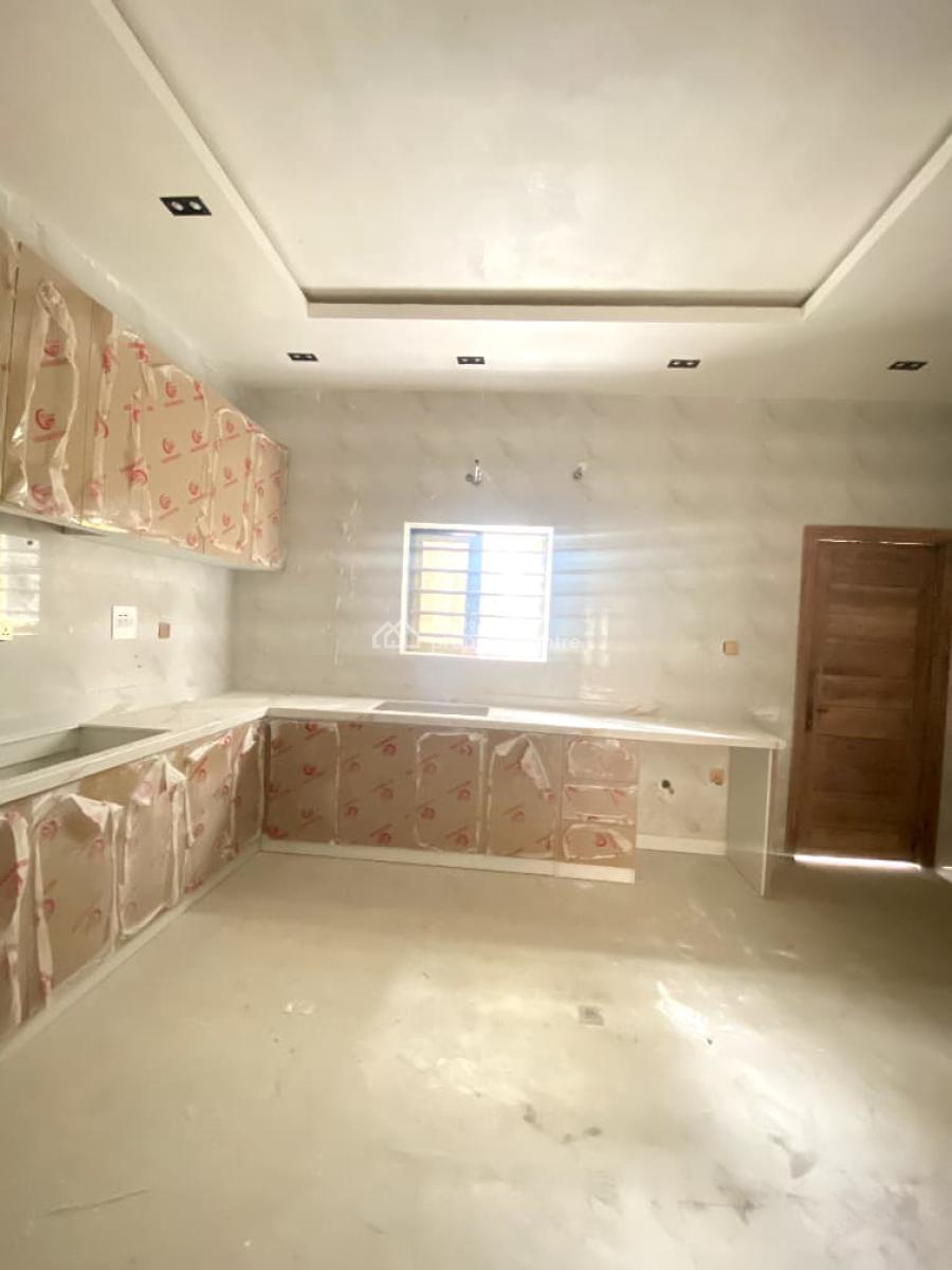 4 Bedroom Fully Detached  Duplex with  Bq, Ologolo, Lekki, Lagos, Detached Duplex for Sale